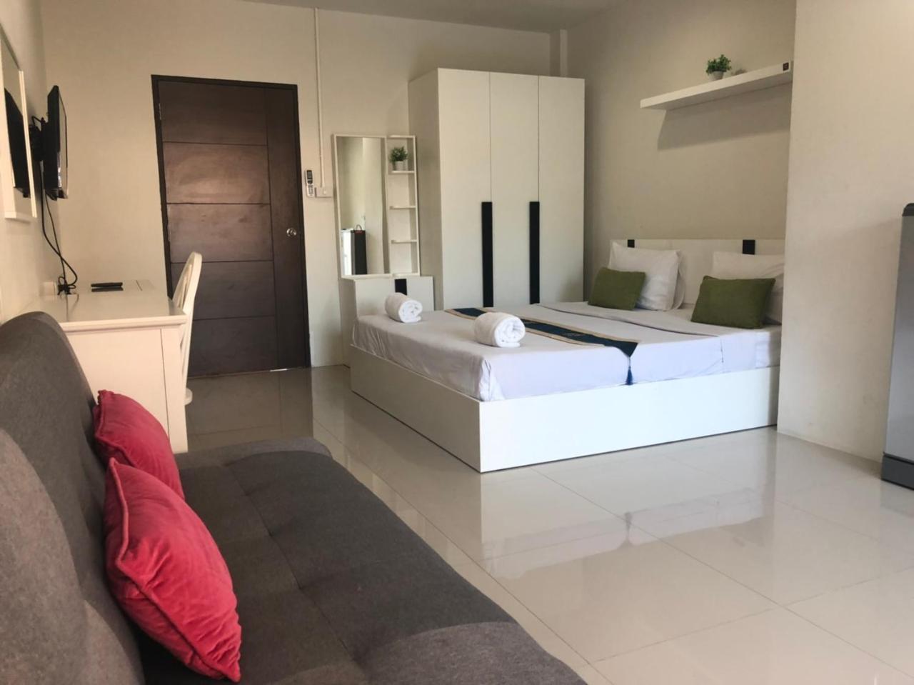 Khao Oat Airport Hotel Nai Yang Ngoại thất bức ảnh
